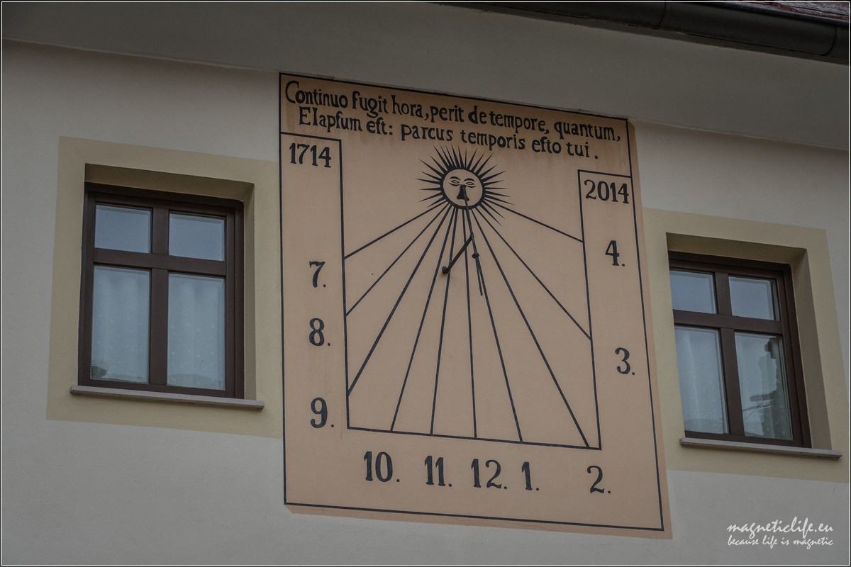 Klasztor Franciszkanów zegar słoneczny